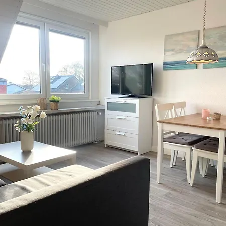 Ferienwohnung-haus-ingeborg-wohnung-2-og * Cuxhaven